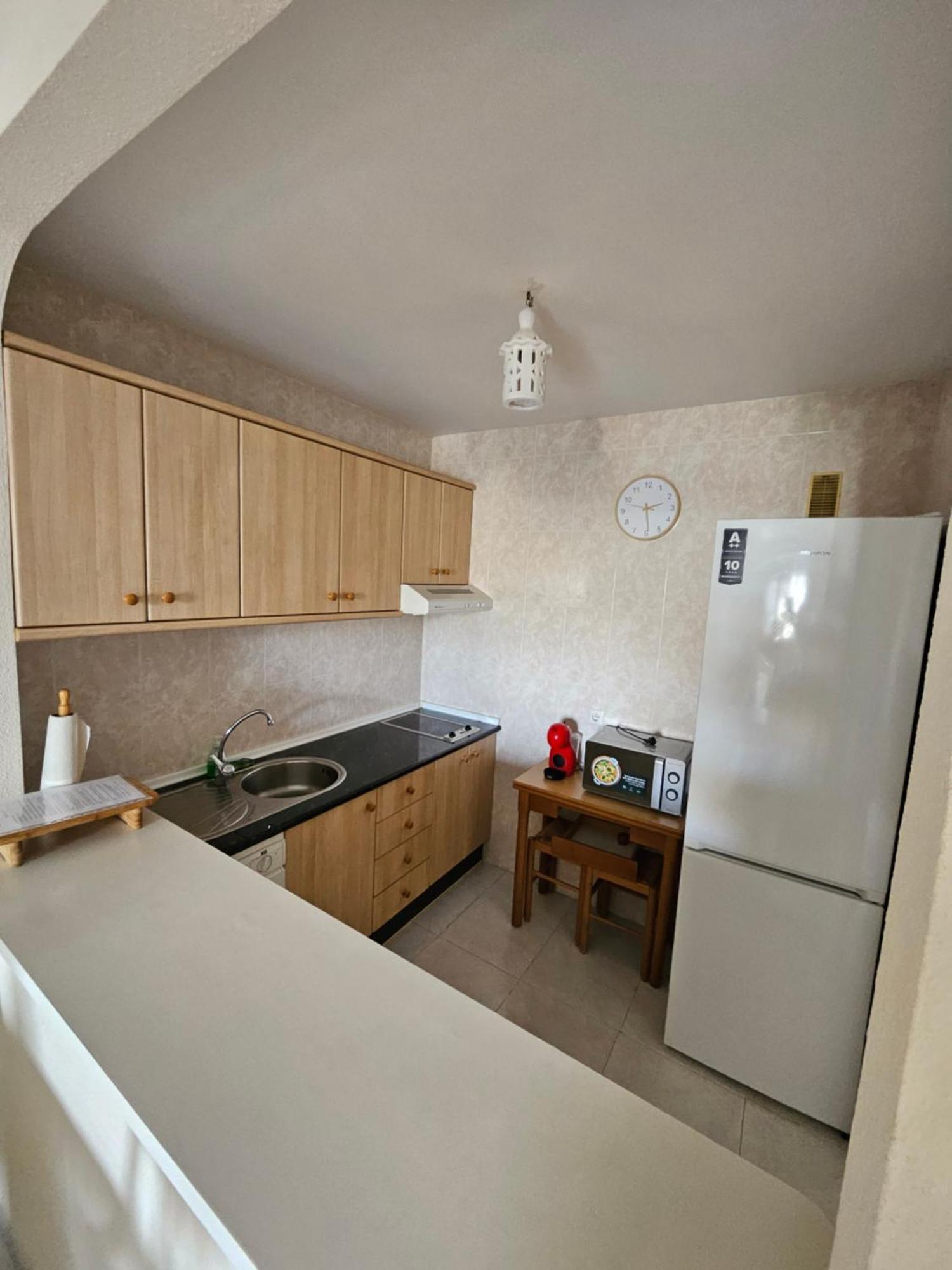 Apartamento En Mijas Con Terraza, Capacidad Para 5 Personas Con Piscina De Temporada Malaga Luaran gambar